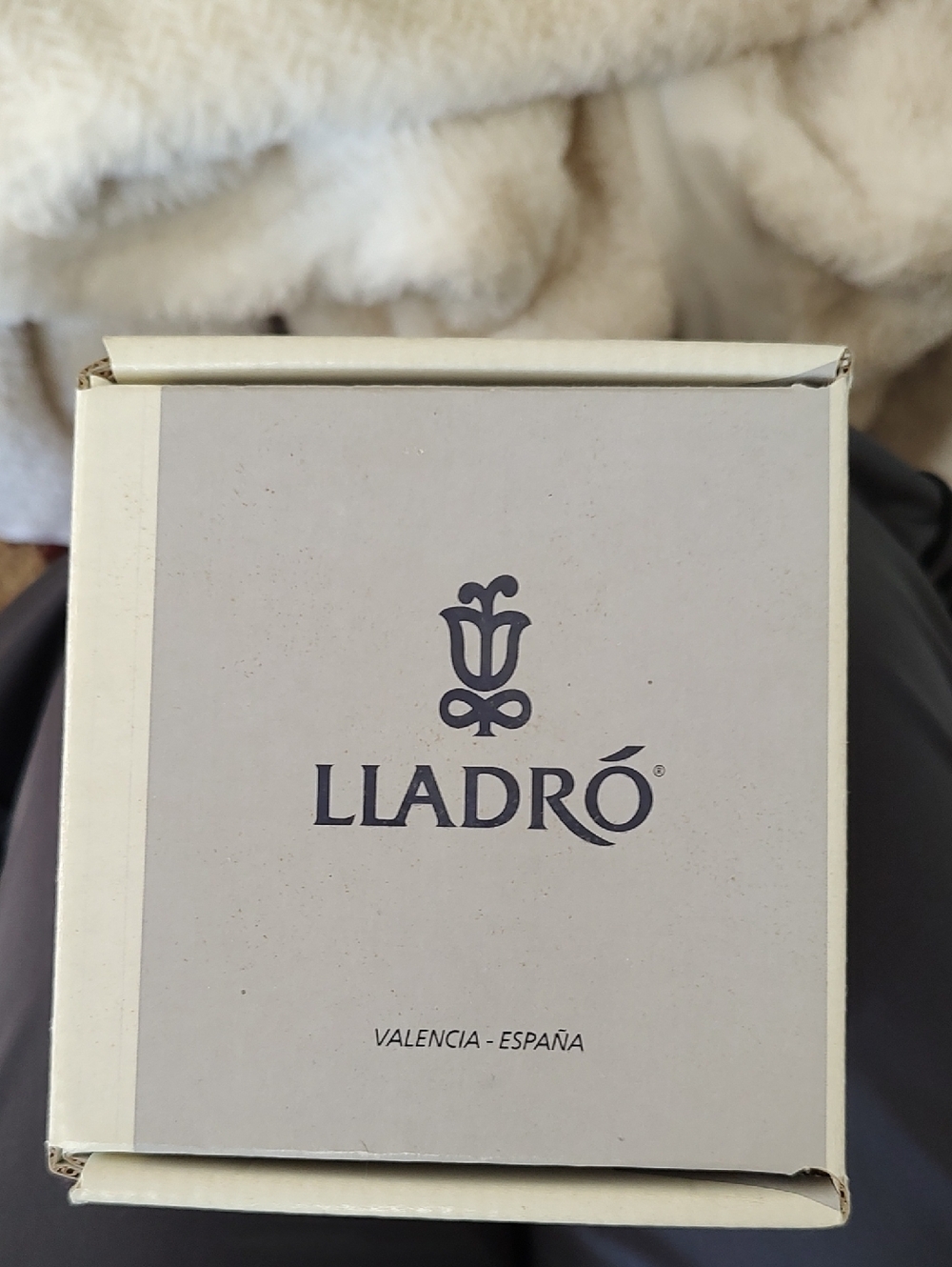 Lladró Nature's Observer Frog Figurine